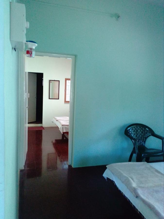 Hotel Anjali Lodge Malvan Ngoại thất bức ảnh